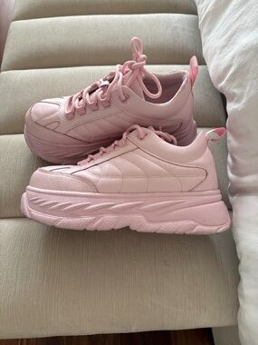 Hugo boss platform pink sneakers size 6
